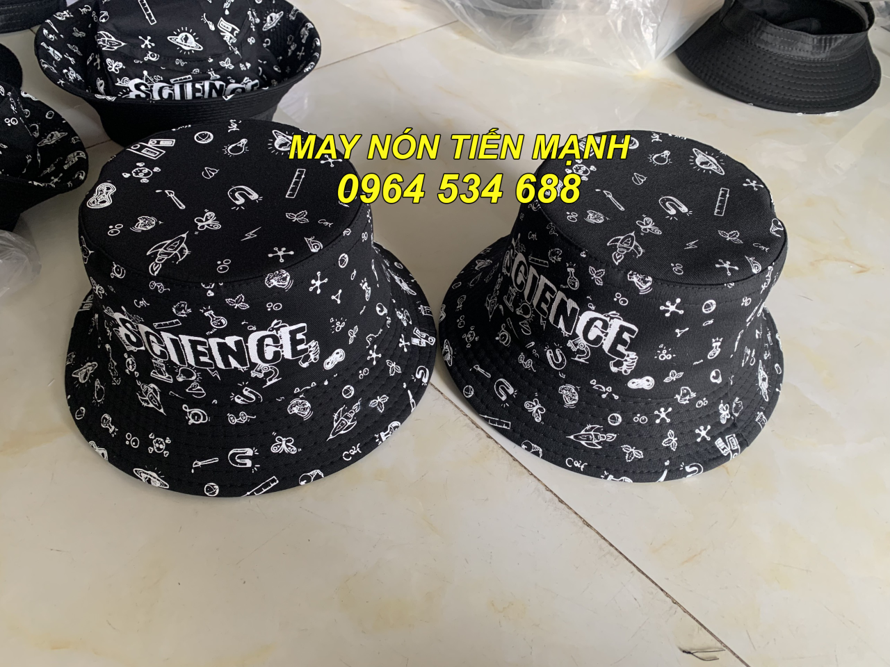 May Nón Bucket Tại Quận 1